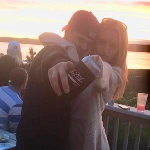 Meet your Posher, Jason